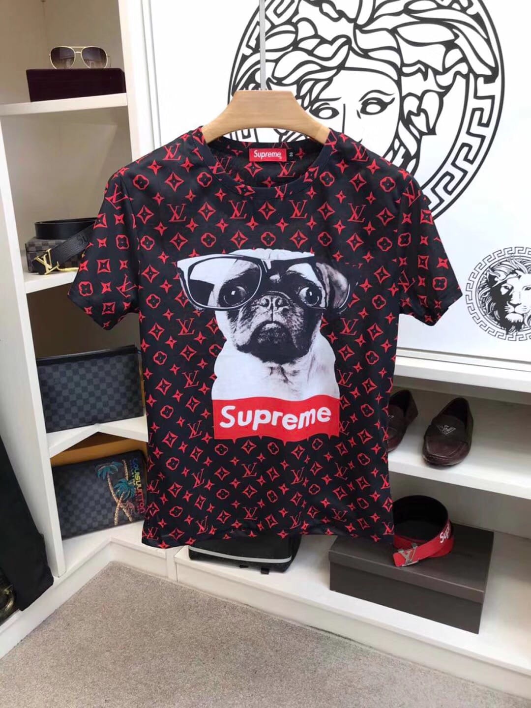   LV & Supreme T 2018¿ ȹ