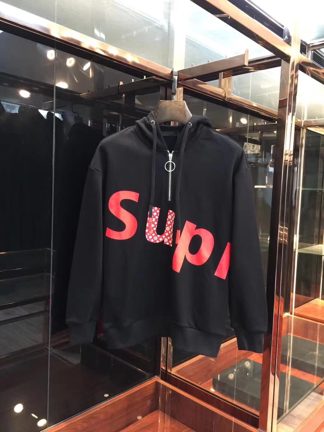  Supreme 18FW  ˮͷ 