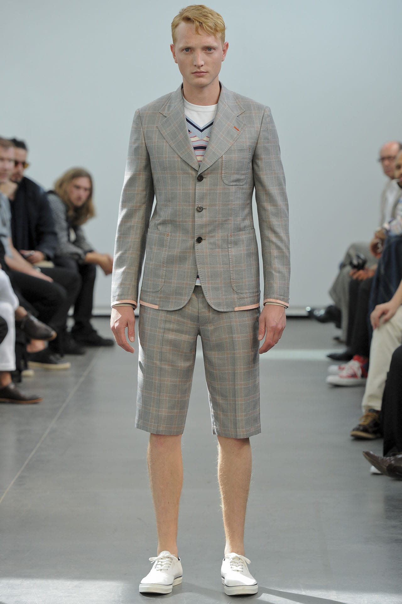 ڸJunya Watanabe 2013װϵɱߴΪҹҴһϵлɫסװӡȵƷȫ֪˲ڶԶɱߵĵȴ!