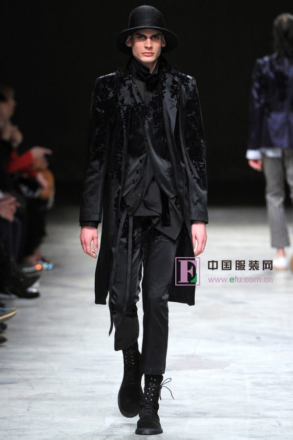 գݰװƷAnn Demeulemeester20142014װΪʦAnn Demeulemeester䲻(װǴͳĩ·ʽ)