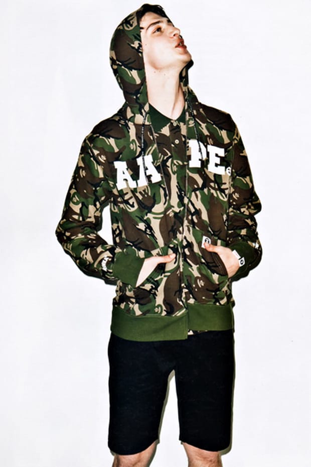 װг AAPE By A Bathing Ape 2012ϵײ¼ǳBapeBathingApeT-shirtAAPE