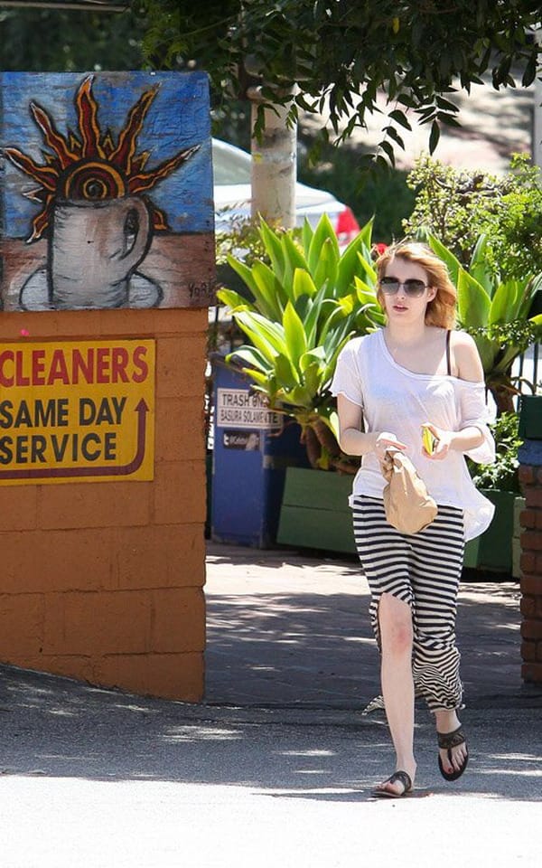 ꡤ޲(Emma Roberts)ɫ͸С+ڸƳȹEmma޲ĳȹRoberts