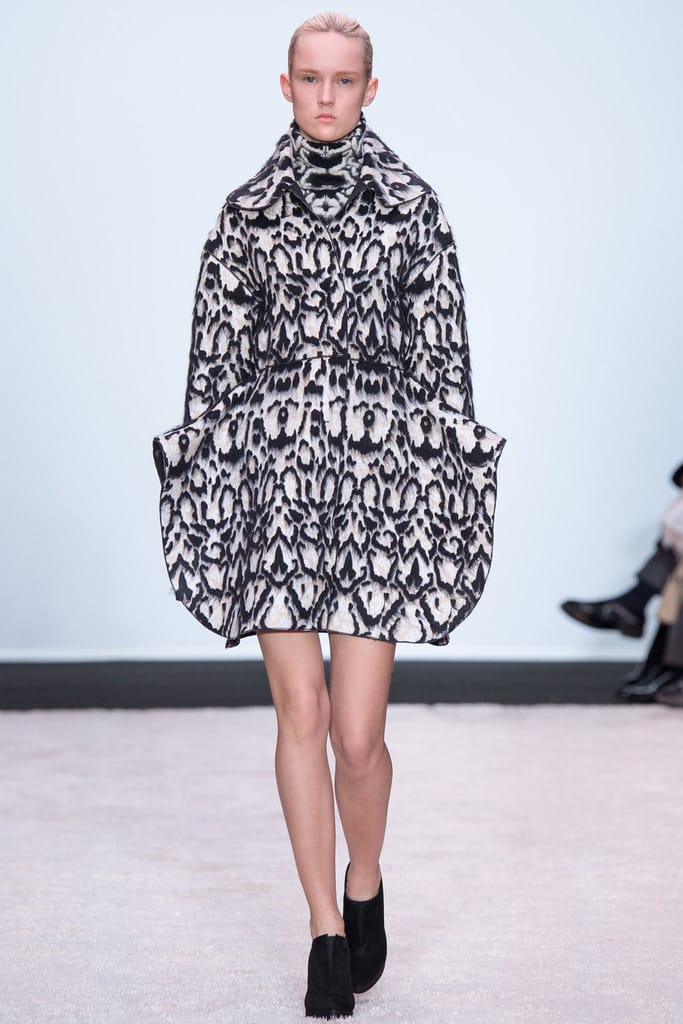 Giambattista Valli 2014ﶬValliGiambattistaʱװղ͵˹.ﶬ