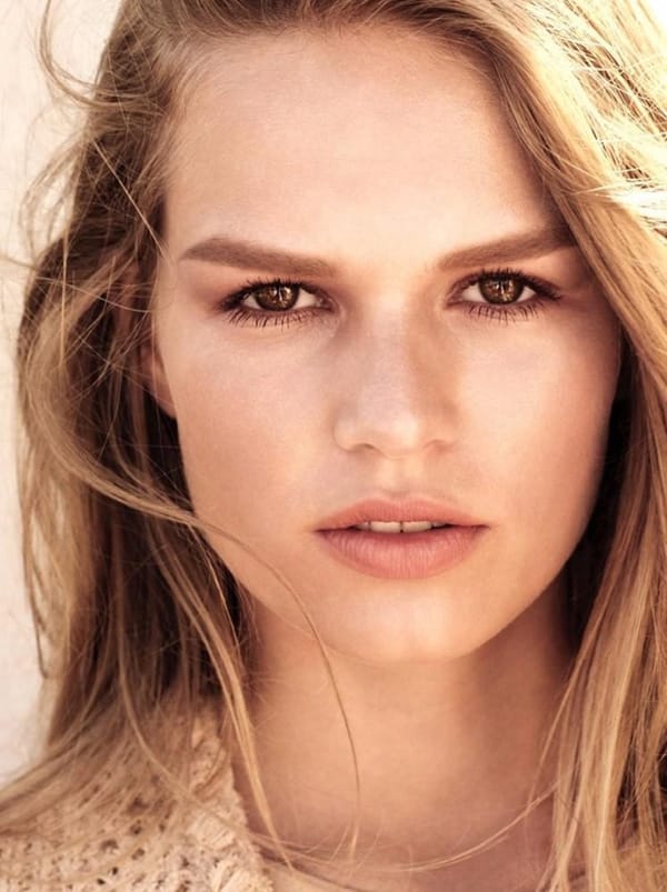 ģAnna Ewers ζȫױƬ