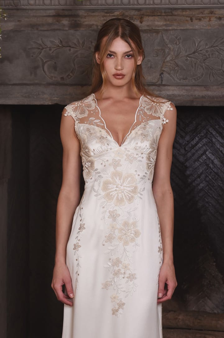 Claire Pettibone 2017ﶬɴϵ