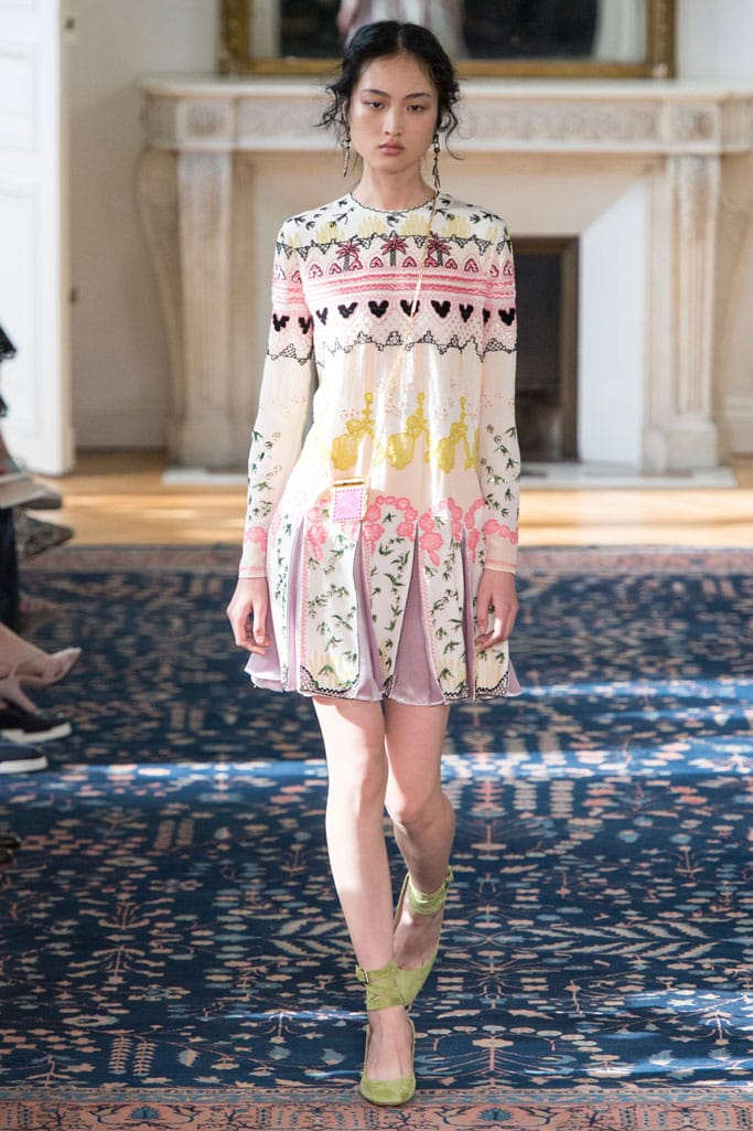 Valentino 2017з