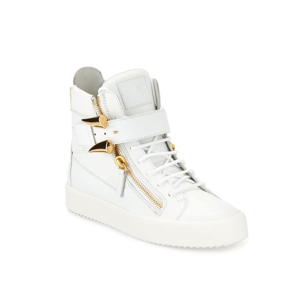 ͸ Giuseppe Zanotti