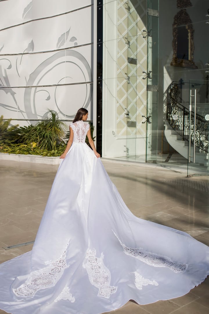 Nurit Hen Royal ߼ϵлɴ