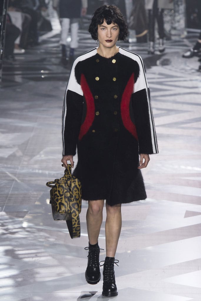 Louis Vuitton 2016ﶬз