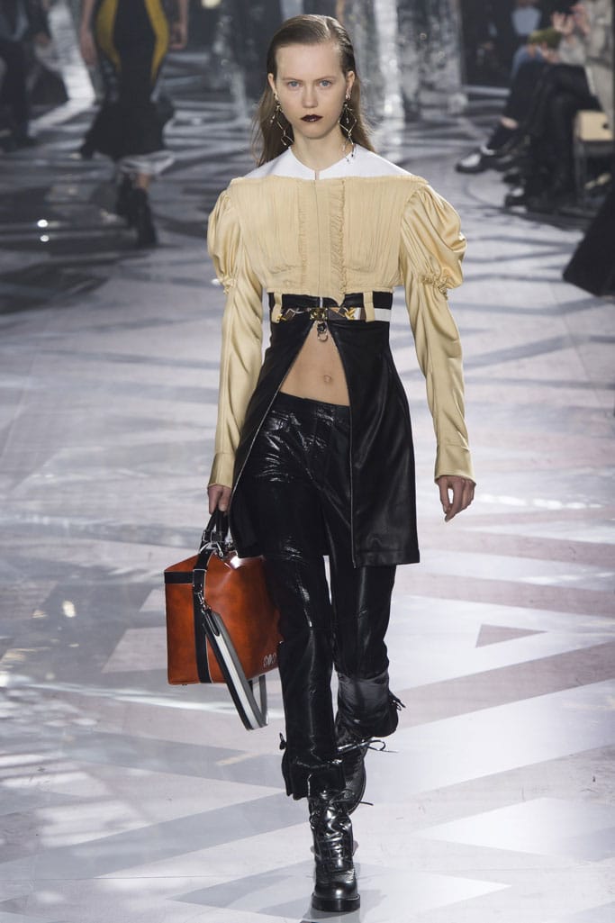 Louis Vuitton 2016ﶬз