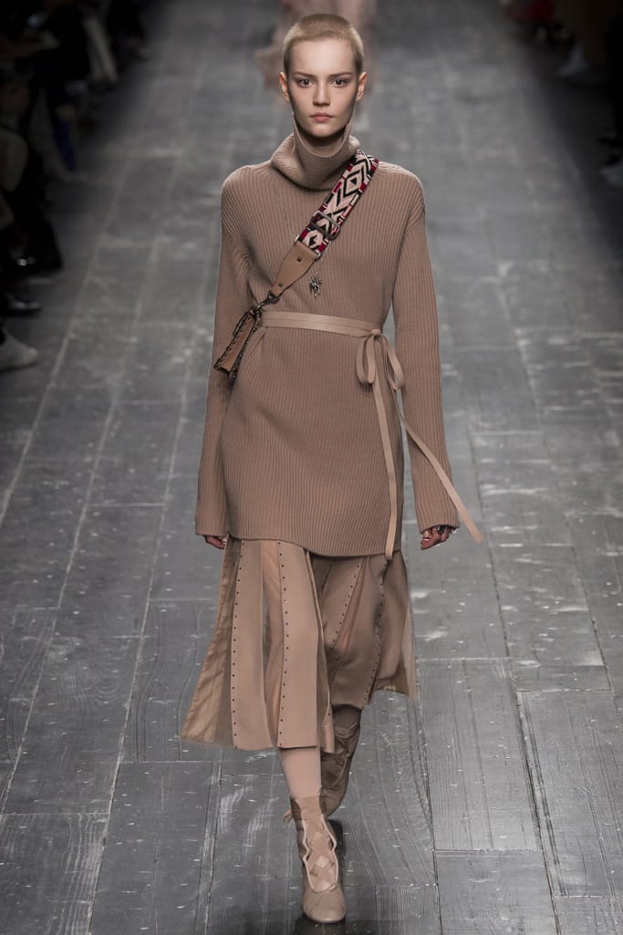 Valentino 2016ﶬз