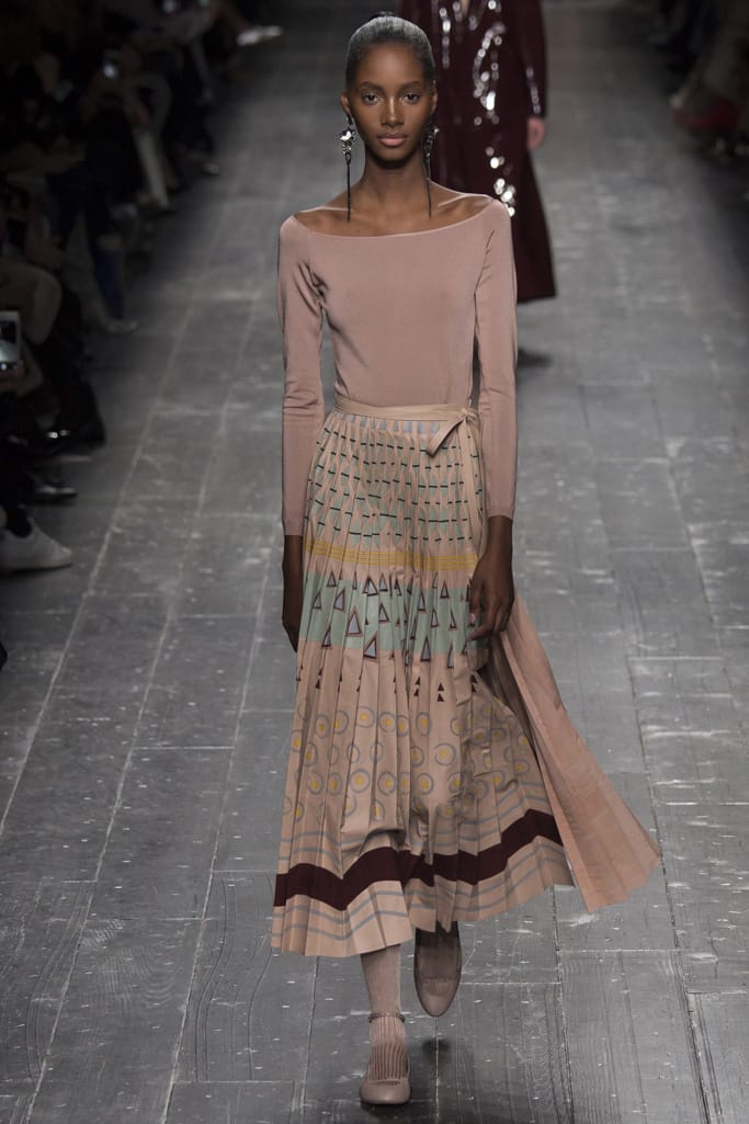 Valentino 2016ﶬз