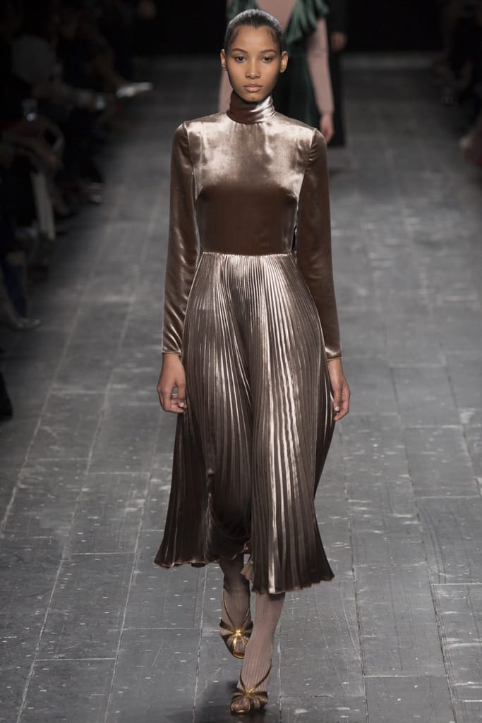 Valentino 2016ﶬз