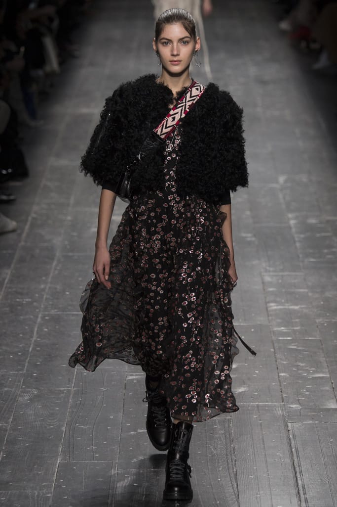 Valentino 2016ﶬз