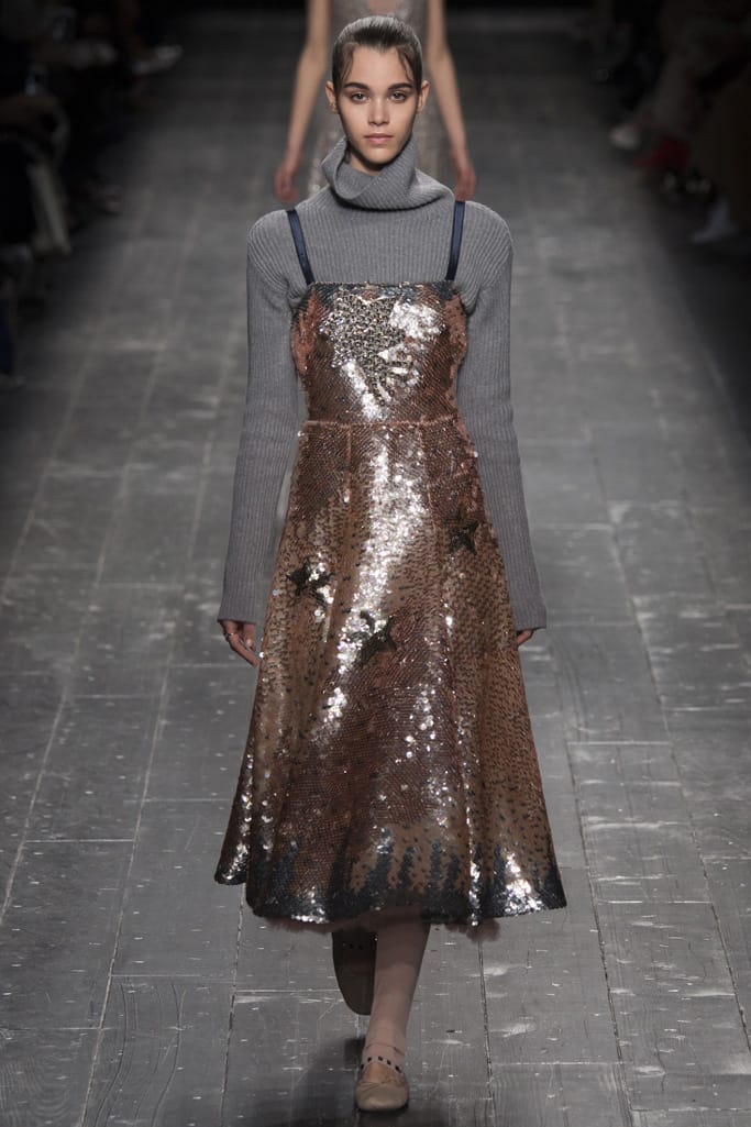 Valentino 2016ﶬз