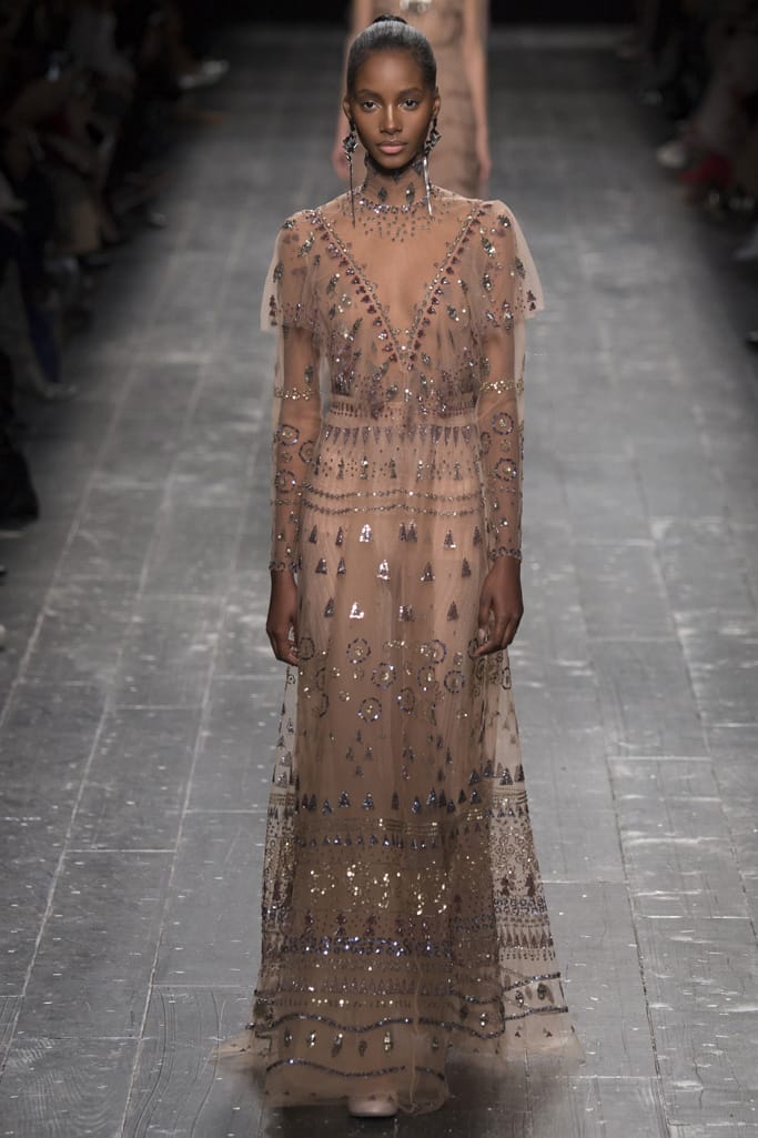 Valentino 2016ﶬз