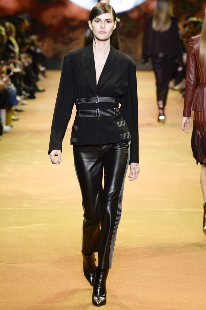 Mugler 2016ﶬз