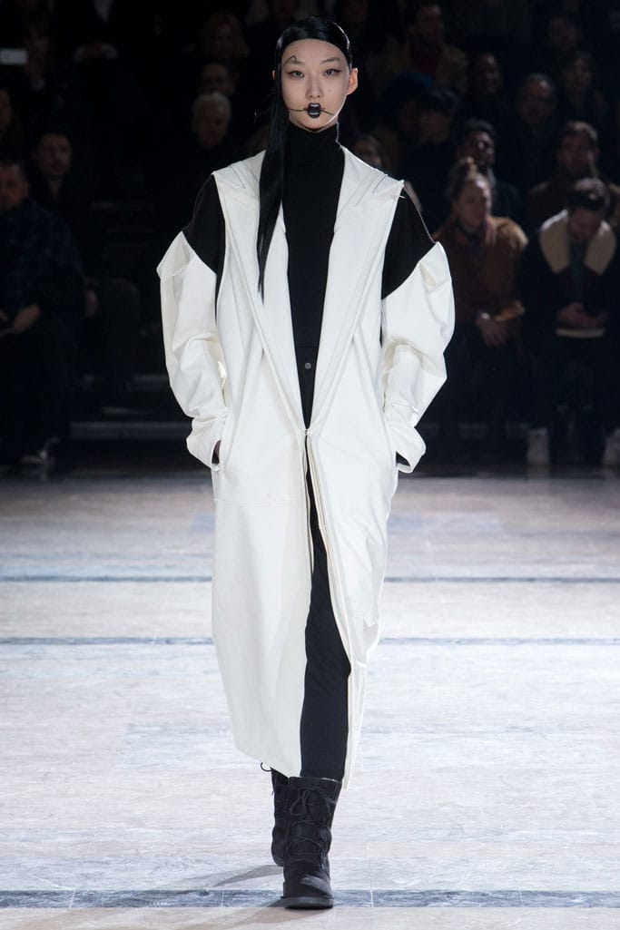 Yohji Yamamoto 2016ﶬз