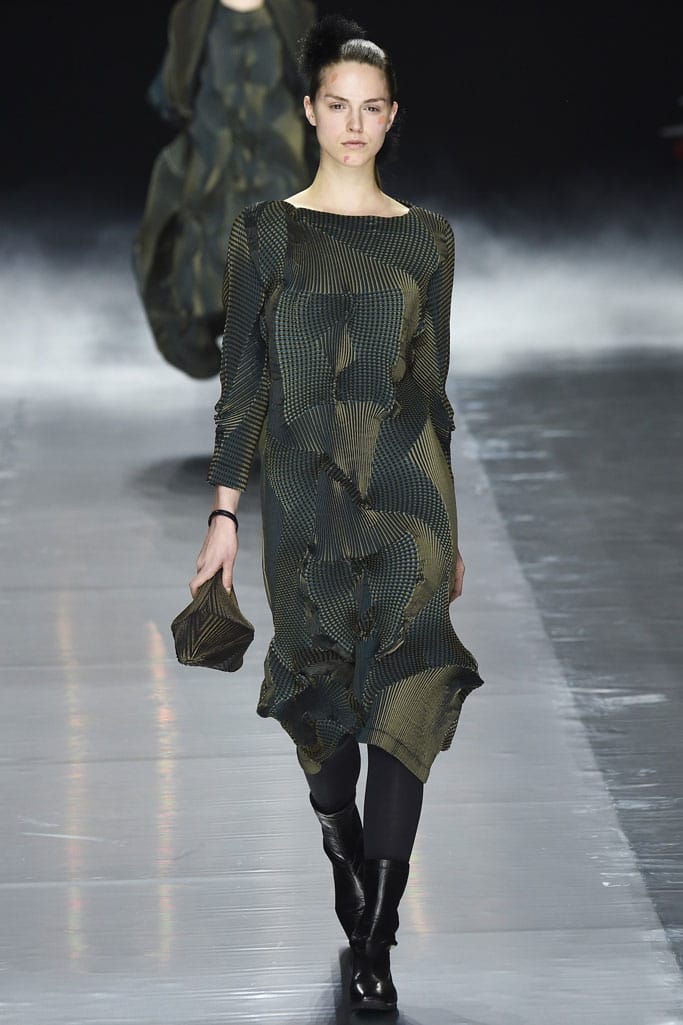 Issey Miyake 2016ﶬз