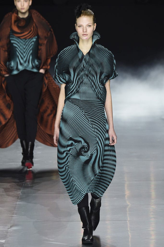 Issey Miyake 2016ﶬз