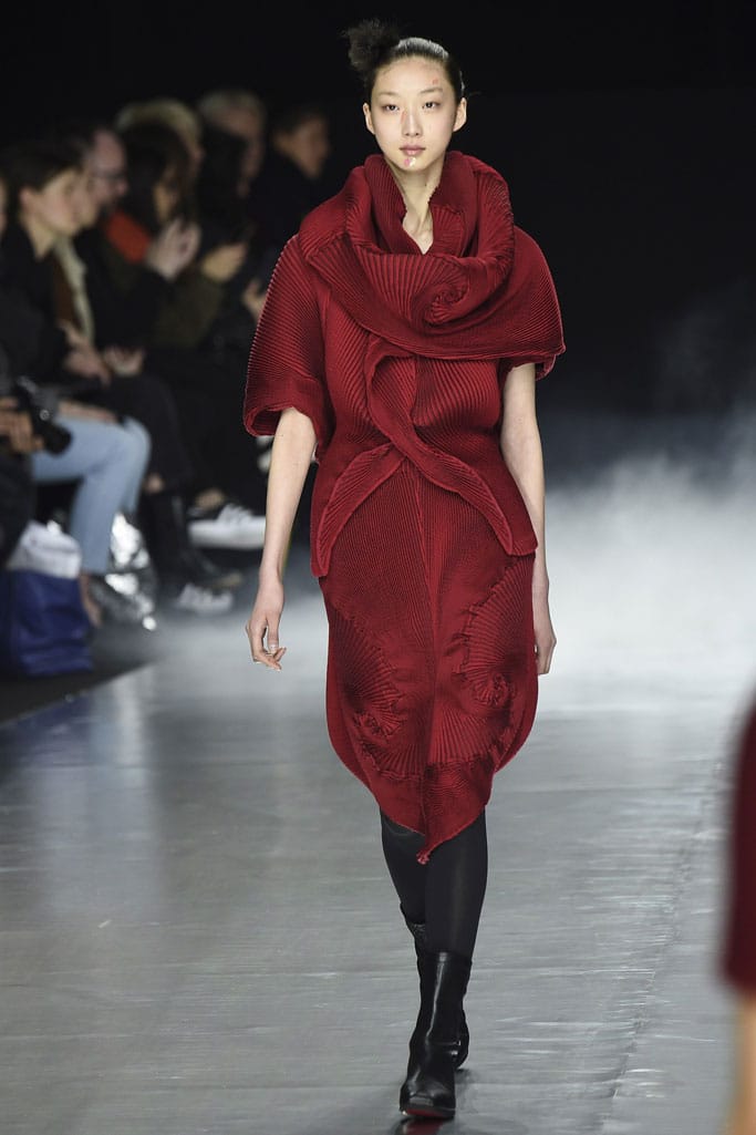 Issey Miyake 2016ﶬз