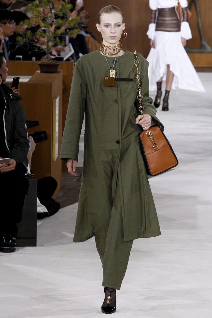 Loewe 2016ﶬз