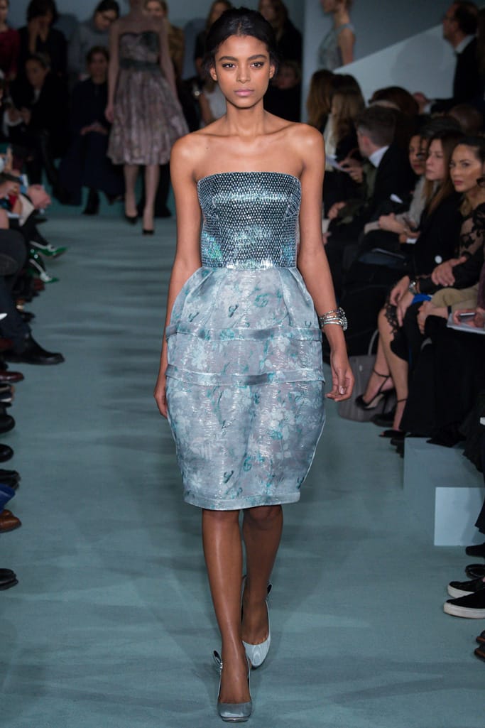 Oscar de la Renta 2016ﶬз