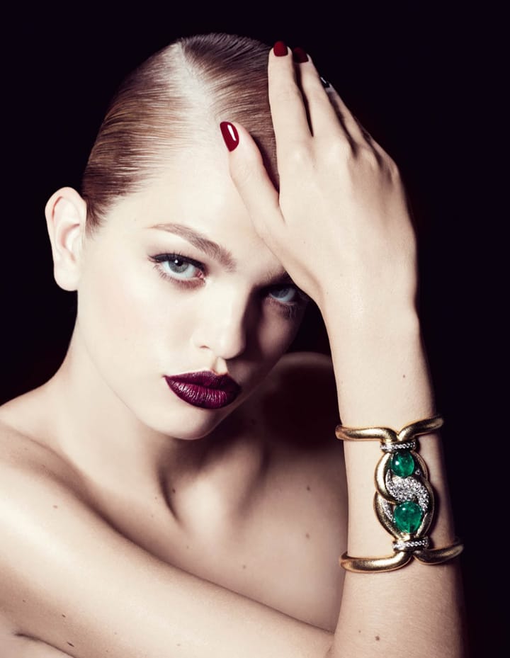 Daphne GroeneveldBergdorf Goodman־201511º