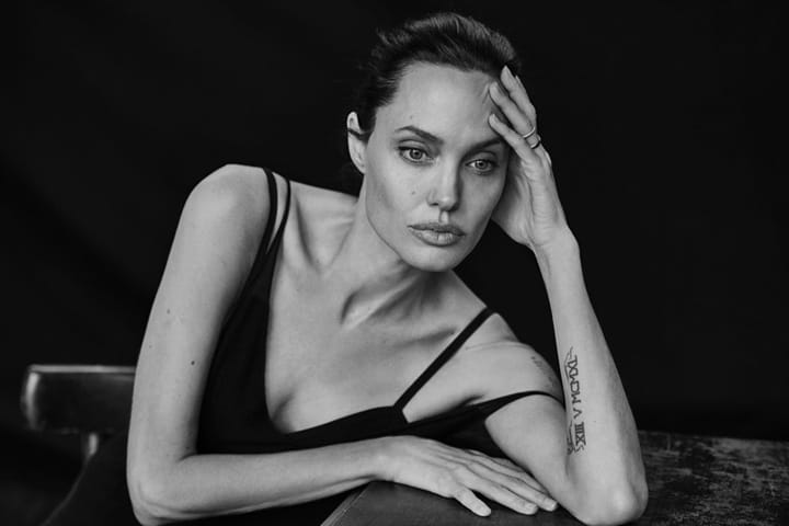 Angelina JolieWSJ־201511º