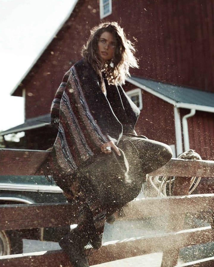 Andreea DiaconuVogue201510º