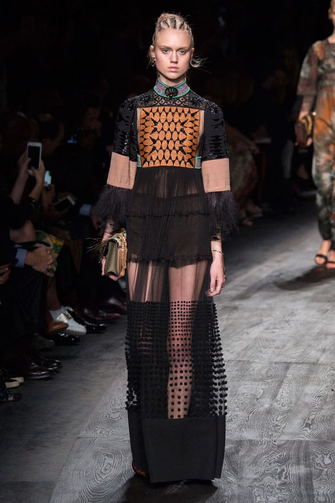 Valentino 2016з