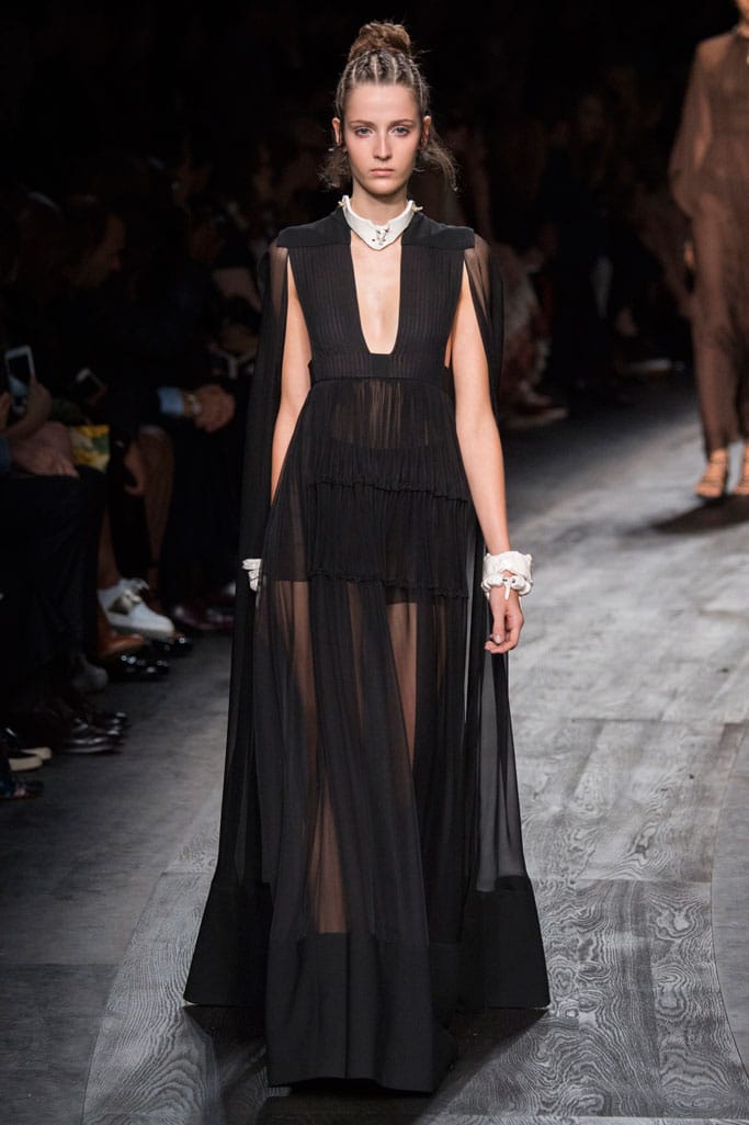 Valentino 2016з