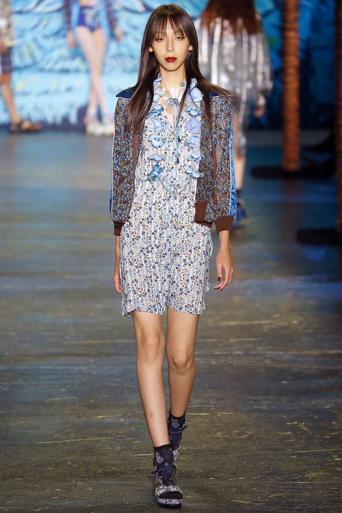 Anna Sui 2016з