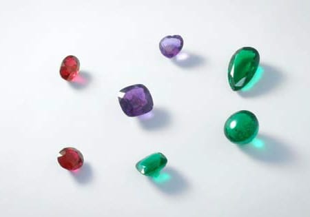 Gemfields ɫʯϡ챦ʯ