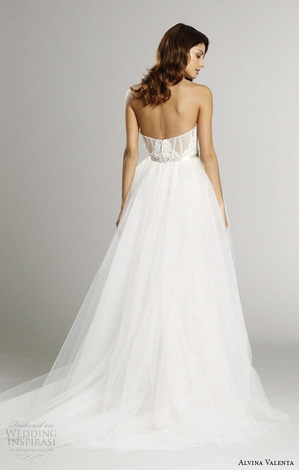 Alvina Valenta 2015ﶬɴϵ