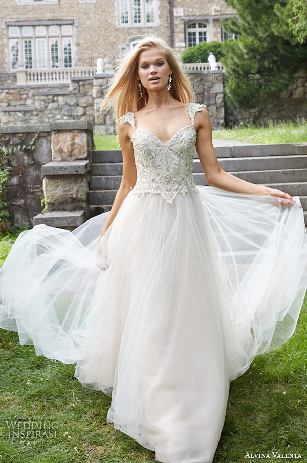 Alvina Valenta 2015ﶬɴϵ