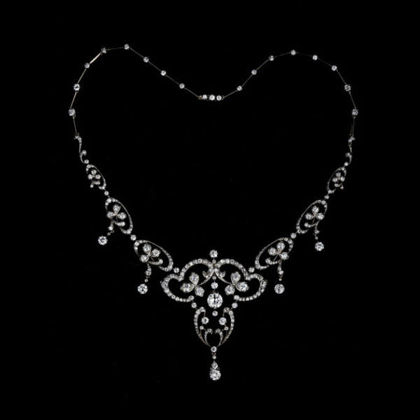 J-Jewellery 鱦ŷް鱦