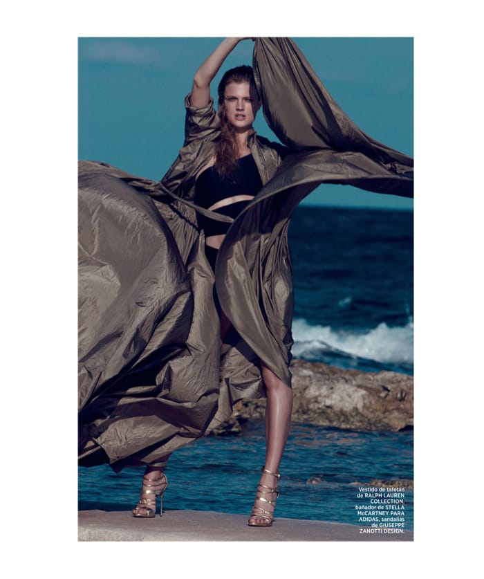 Constance JablonskiHarpers Bazaar20155º