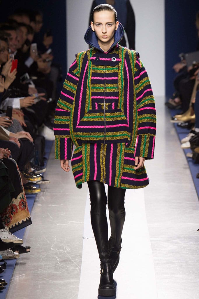 Sacai 2015ﶬз