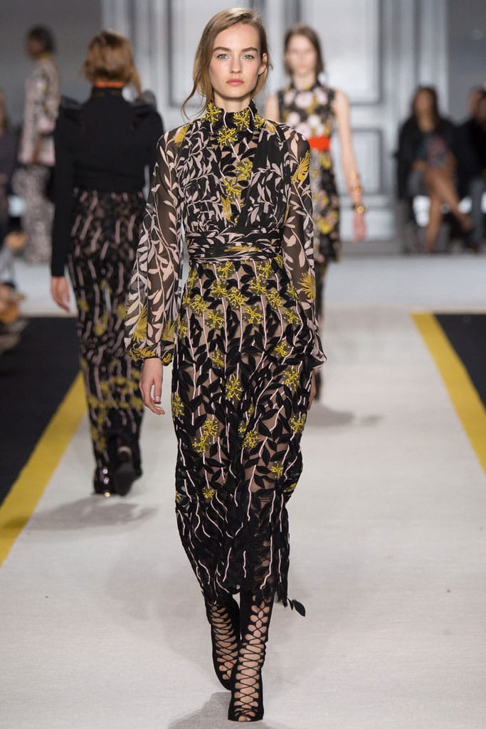 Giambattista Valli 2015ﶬз