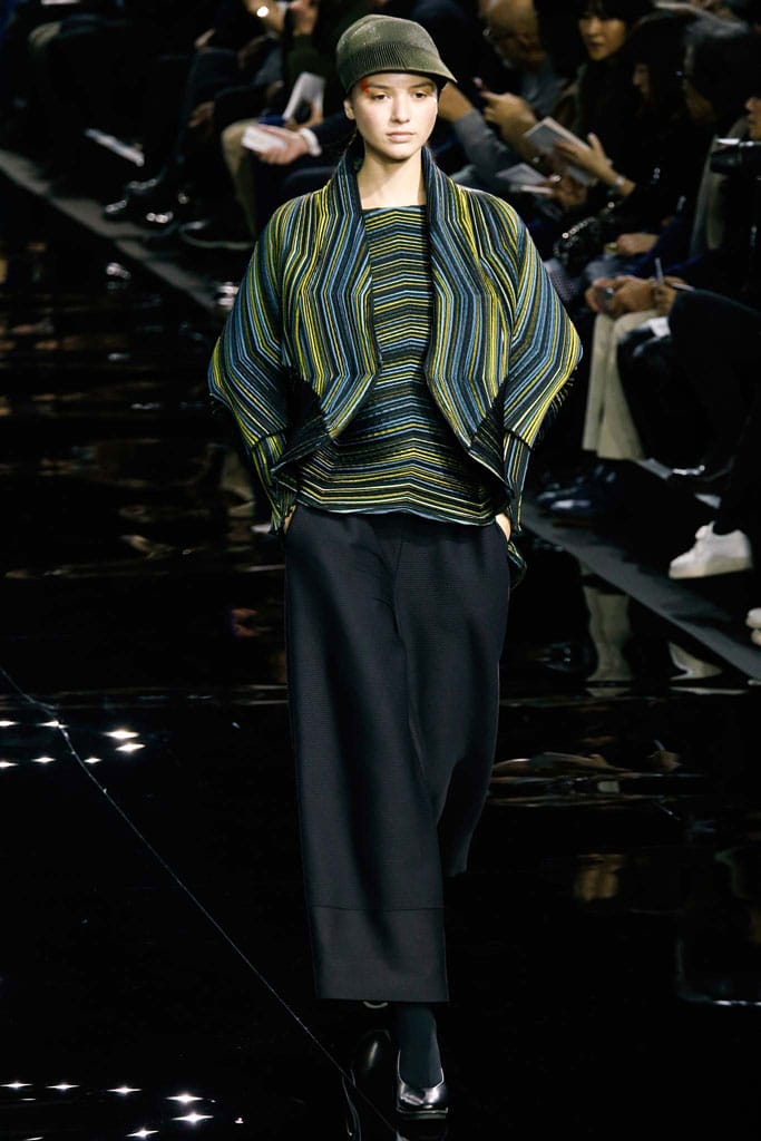 Issey Miyake 2015ﶬз