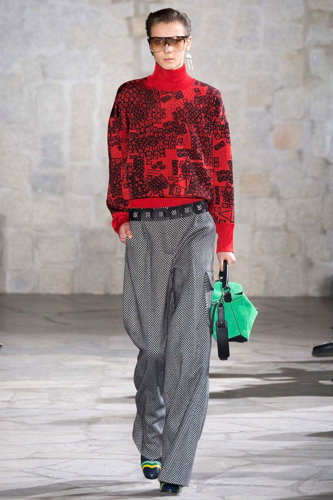 Loewe 2015ﶬз