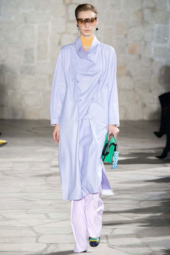 Loewe 2015ﶬз