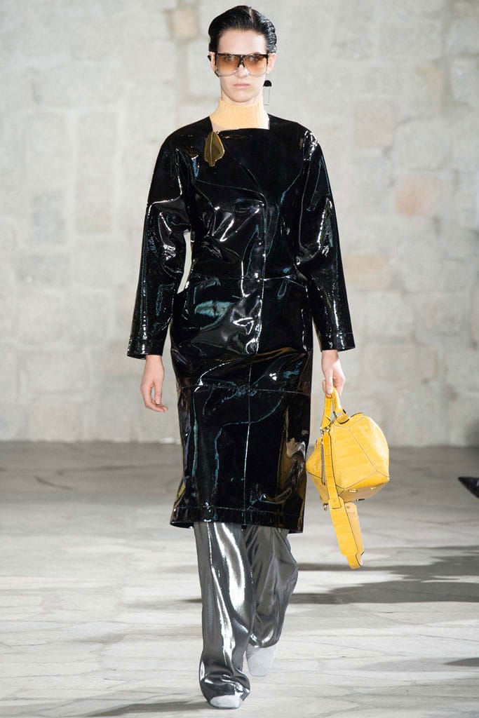 Loewe 2015ﶬз