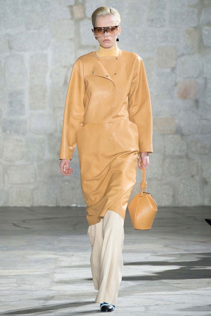 Loewe 2015ﶬз