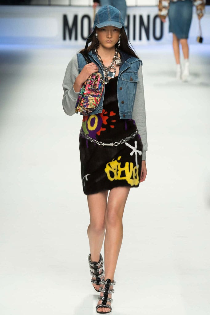 Moschino 2015ﶬз