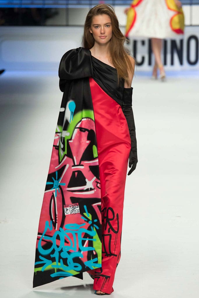 Moschino 2015ﶬз