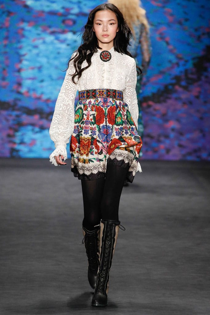 Anna Sui 2015ﶬз