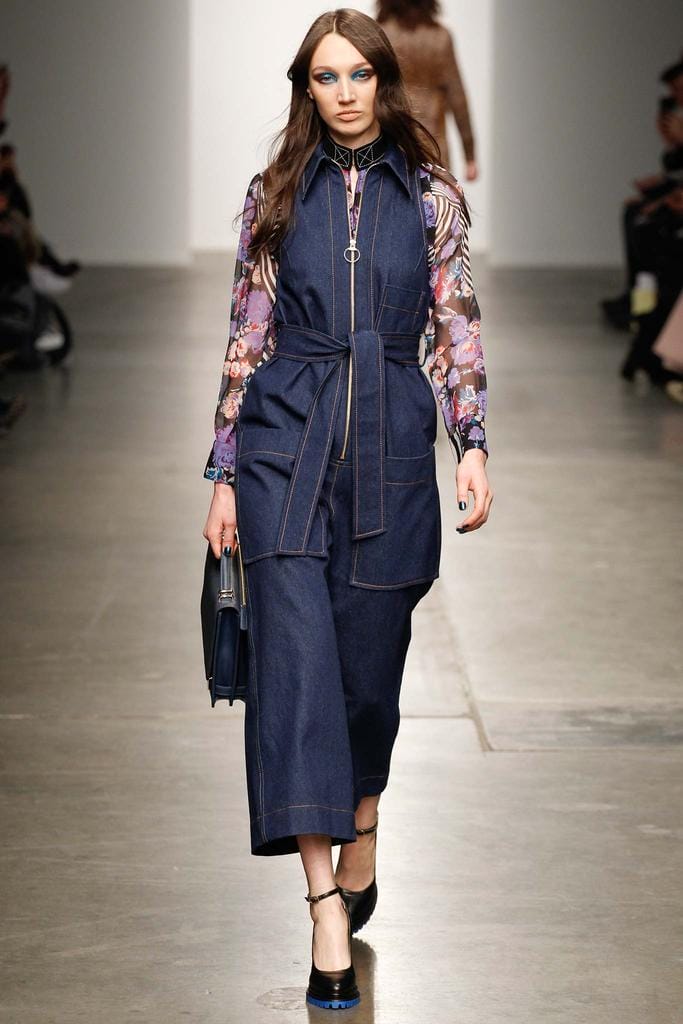 Karen Walker 2015ﶬз