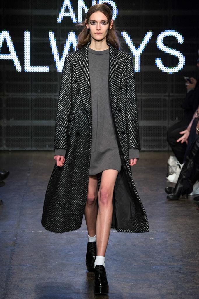 DKNY 2015ﶬз